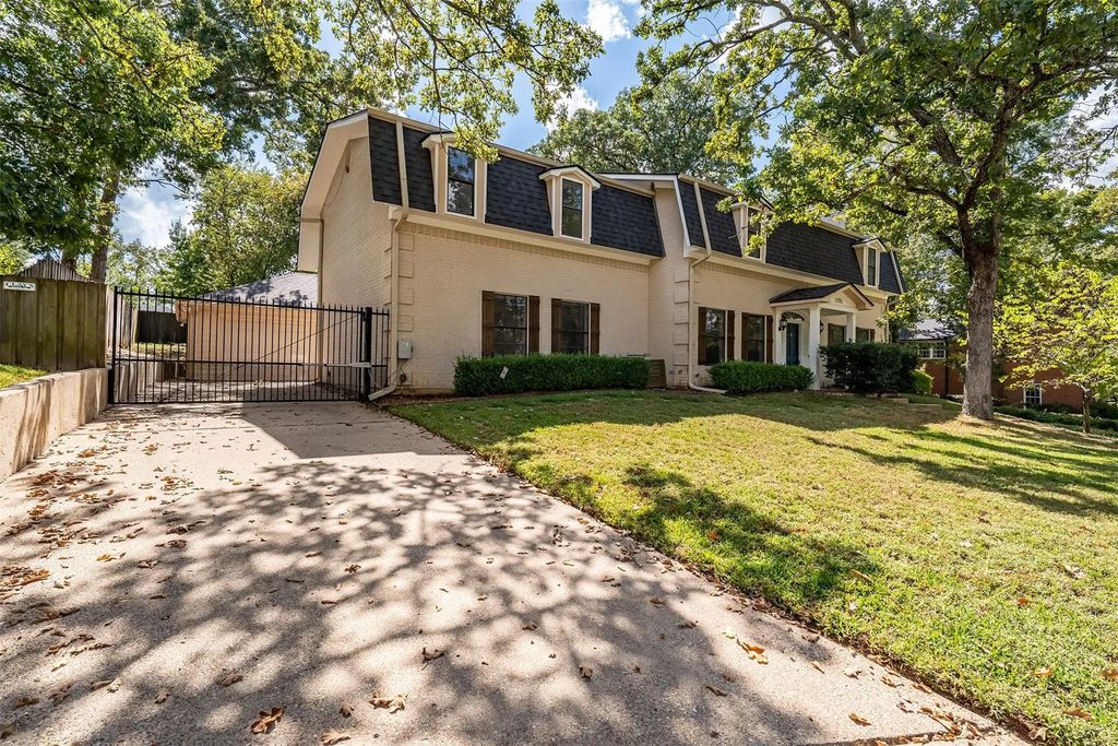 1705 Devonshire Drive, Tyler