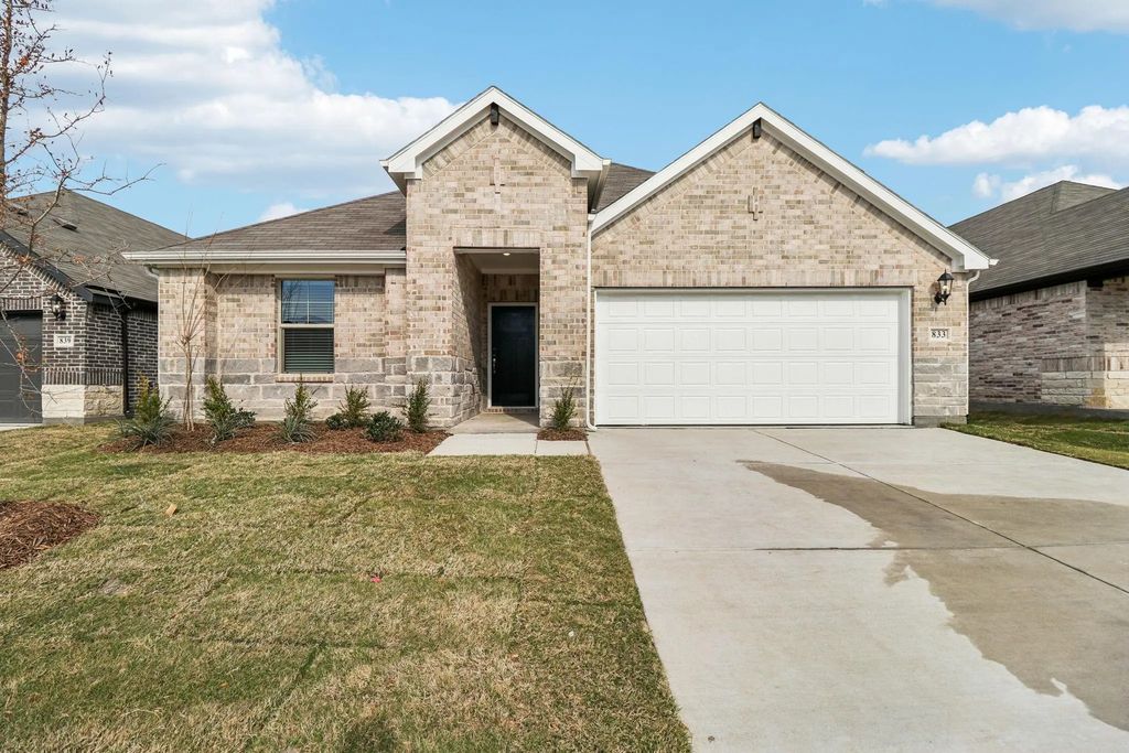 833 Sunflower Road, Lavon