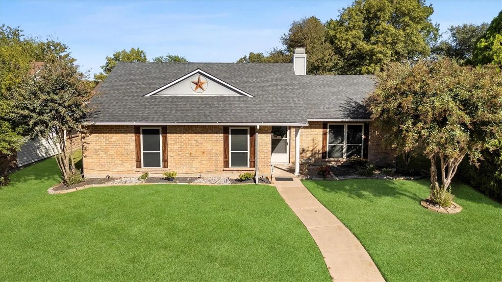 1303 Timbercreek Court, Allen