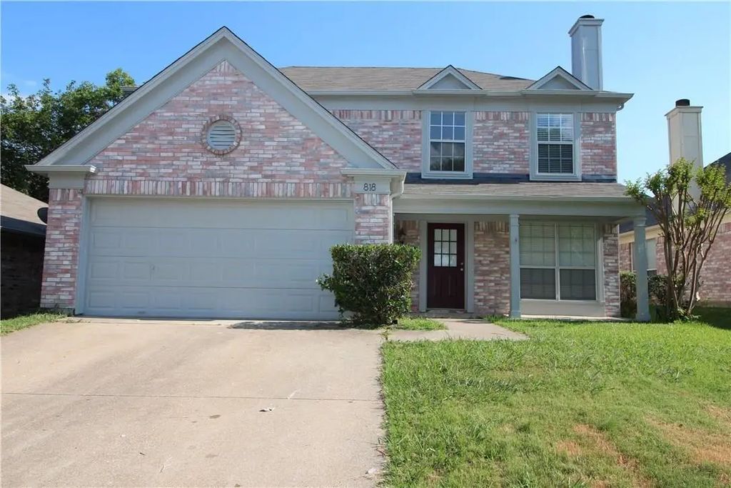 818 Wyndham Place, Arlington