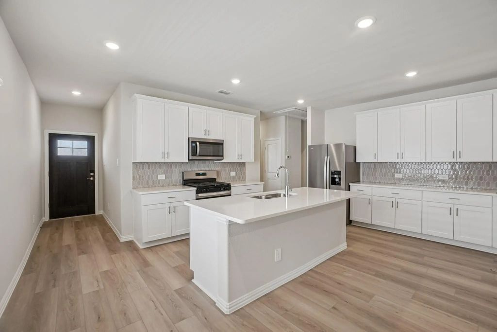 816 Sunflower Road, Lavon