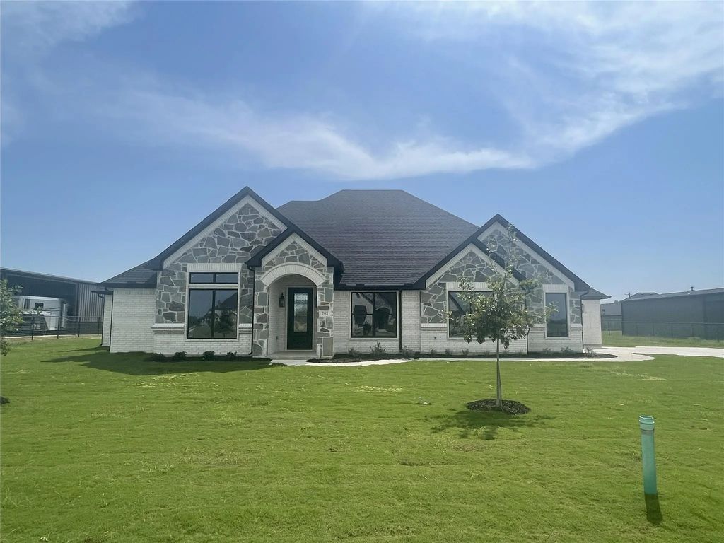 702 Georgia, Collinsville