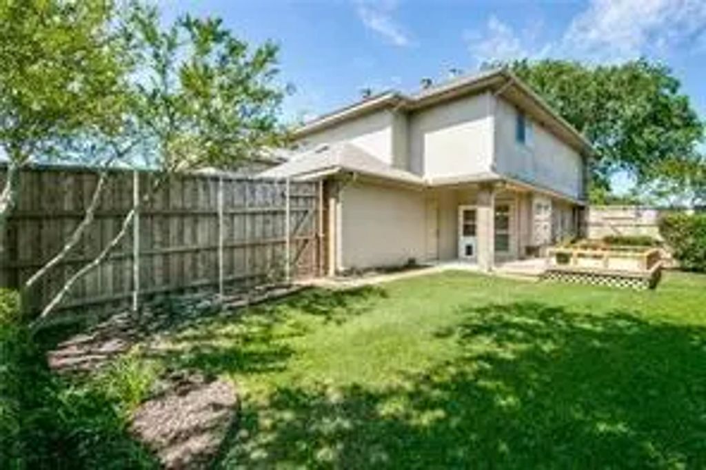 544 Lake Forest Drive, Coppell