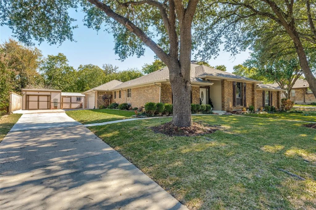 3918 Amy Avenue, Garland