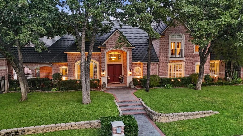 5009 Deerwood Park Drive, Arlington