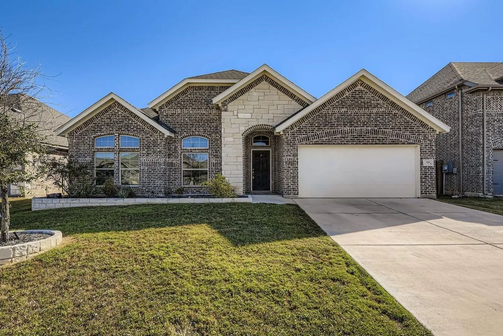 124 Independence Drive, Joshua