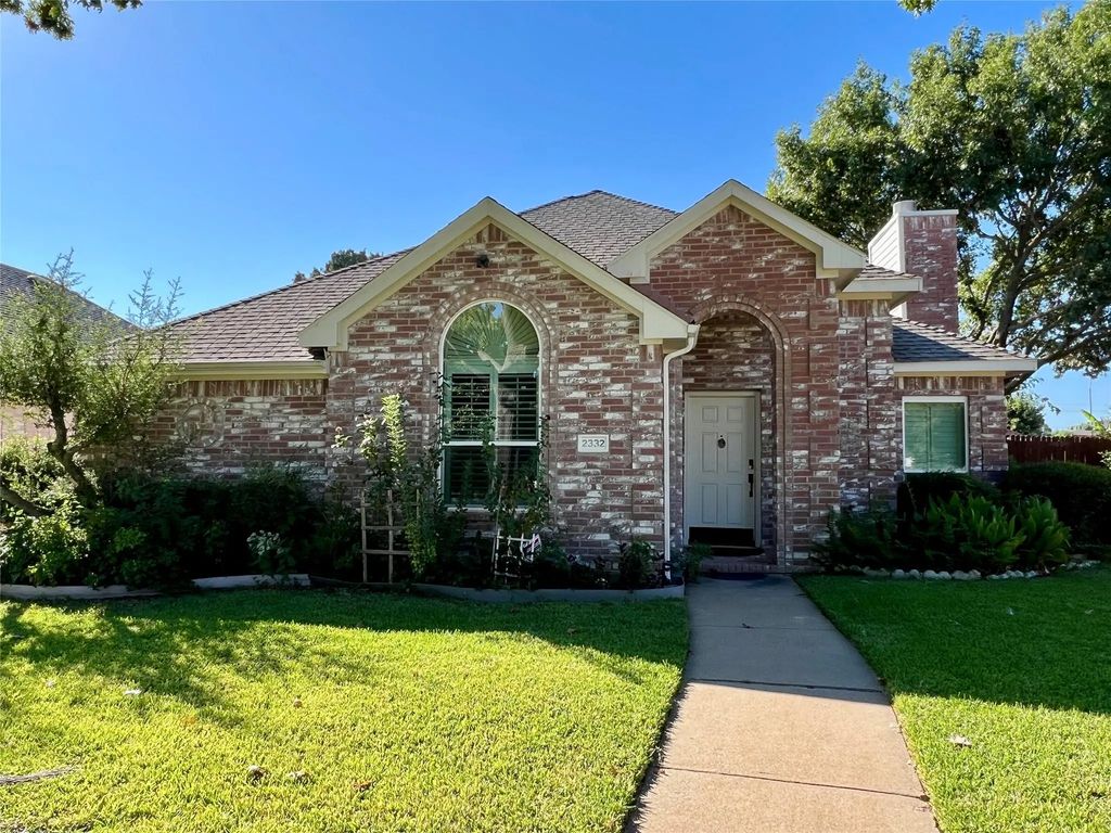 2332 Wooten Place, Plano