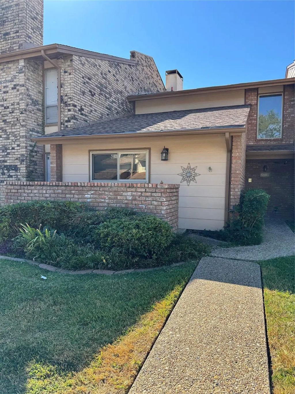2018 Warnford Place, Arlington
