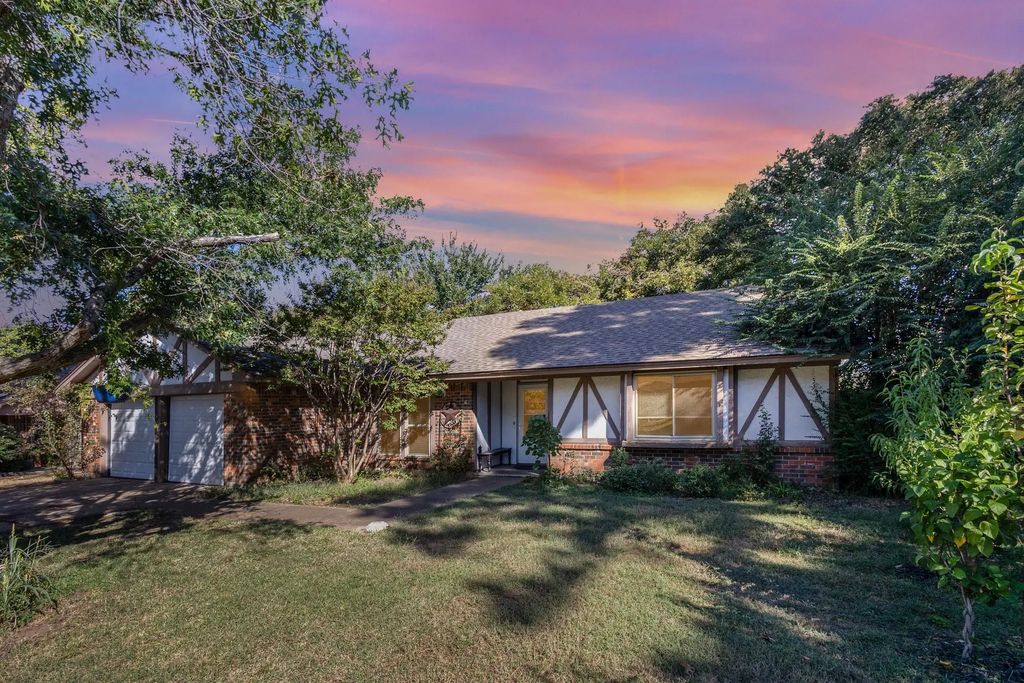 1631 Terrace Street, Arlington