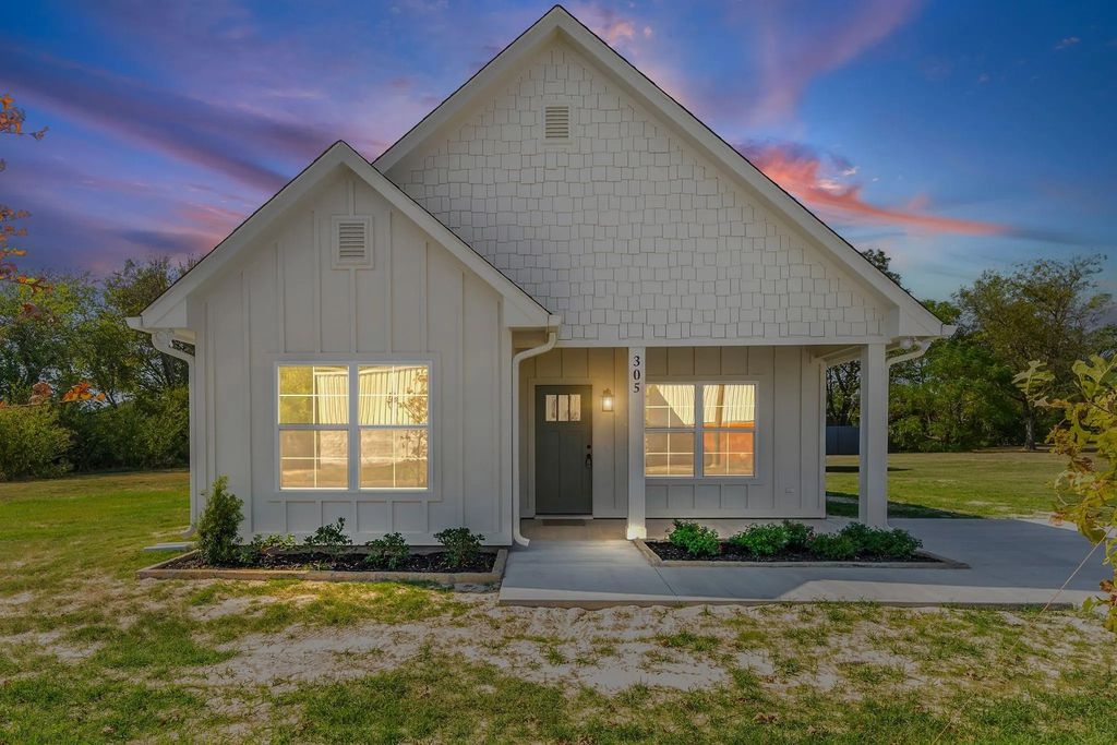 503 N Jackson Street, Sulphur Springs