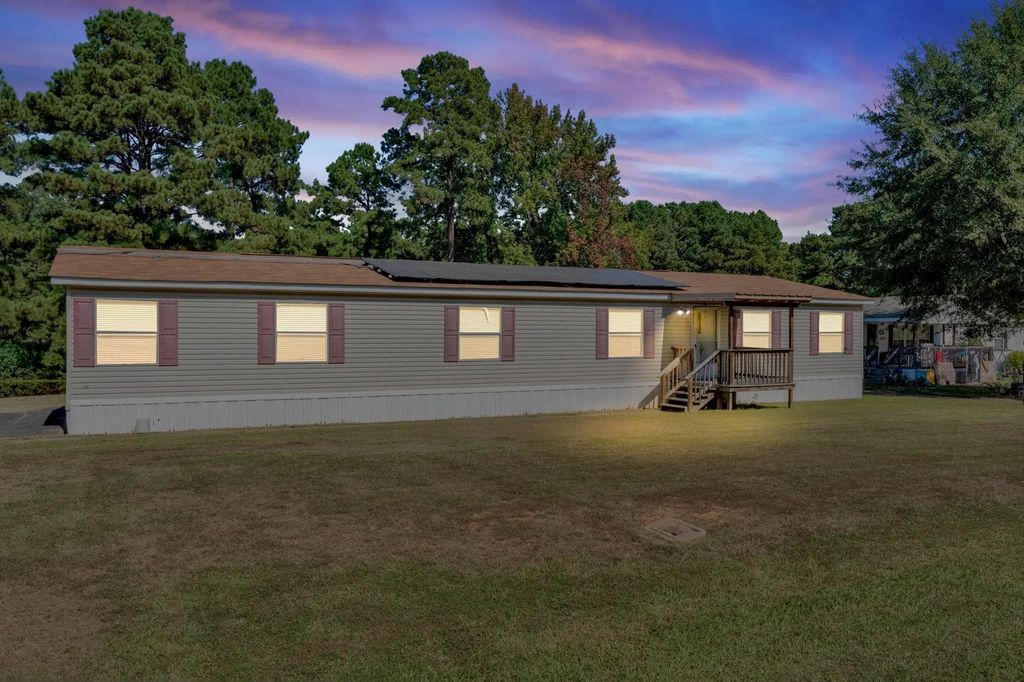 1417 Gray Lake Drive, Princeton