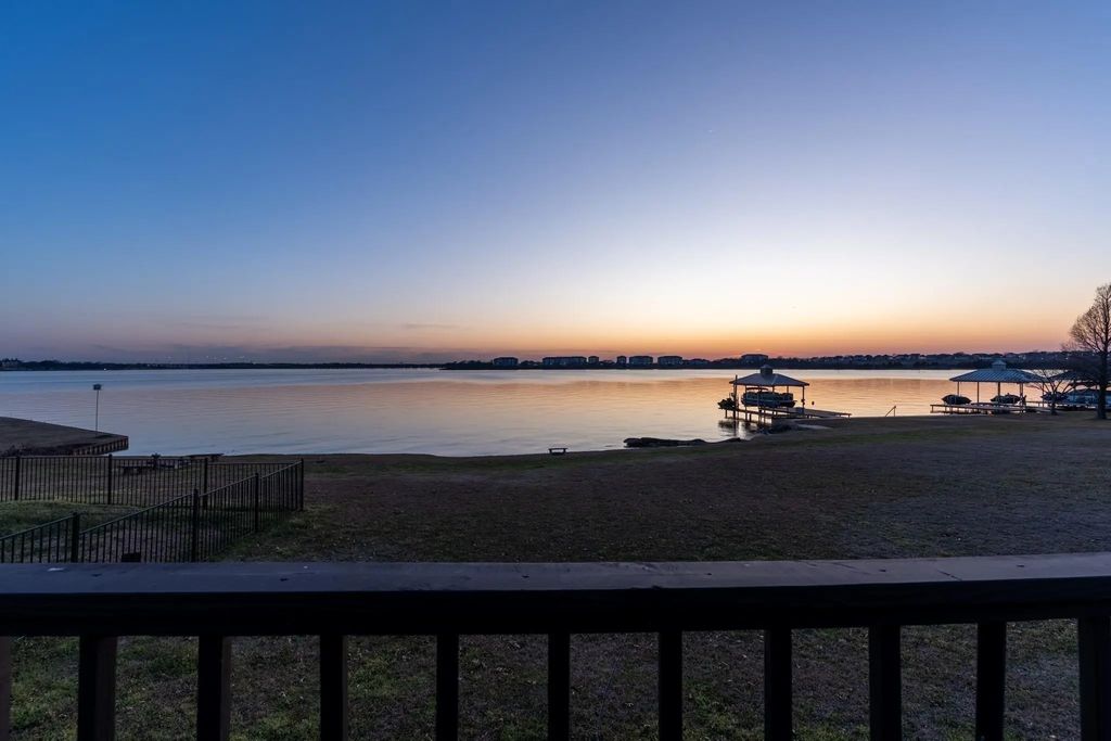 2109 Windjammer Way, Rowlett