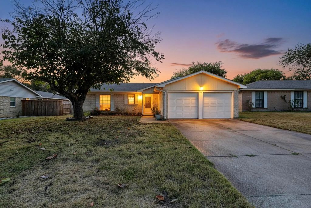 1114 Tracy Lane, Lancaster