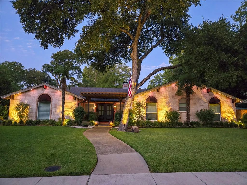 1019 Springbrook Drive, Plano