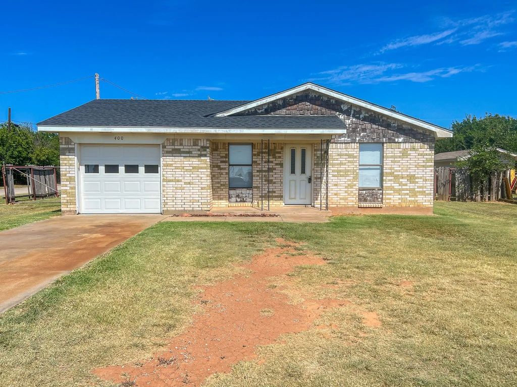 400 S Poplar Street, Archer City