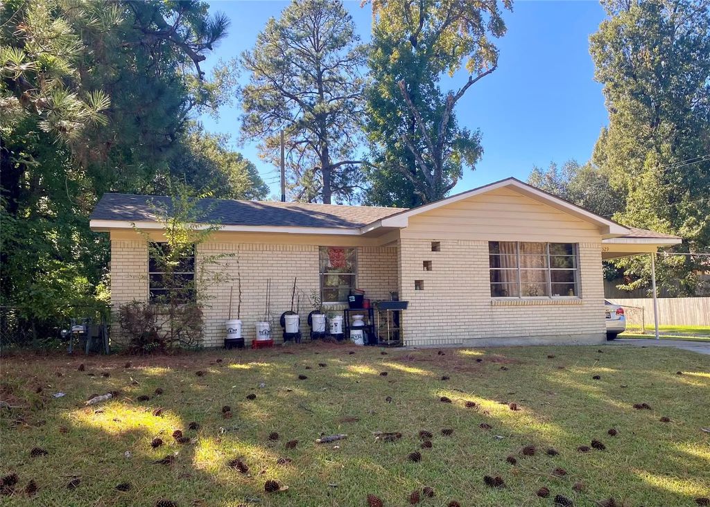3329 Sun Valley Court, Shreveport