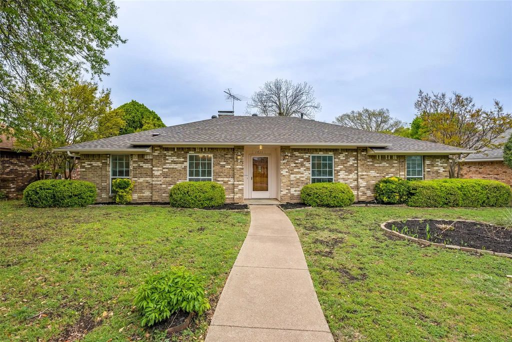 1711 Windsong Trail, Richardson