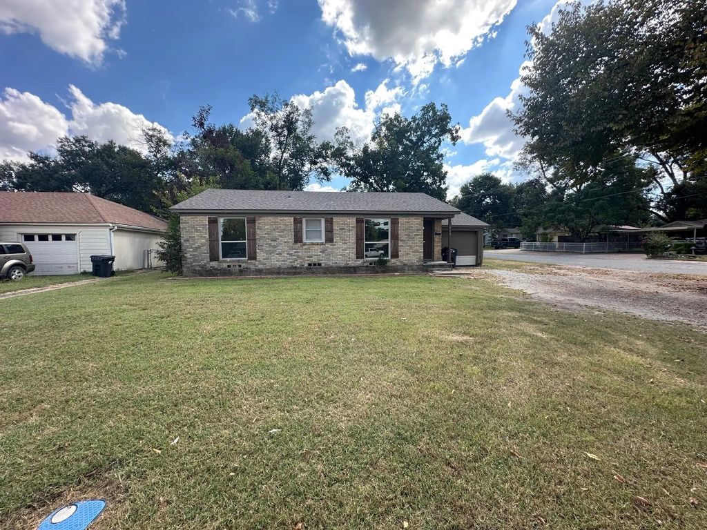 2713 W 2nd Avenue, Corsicana