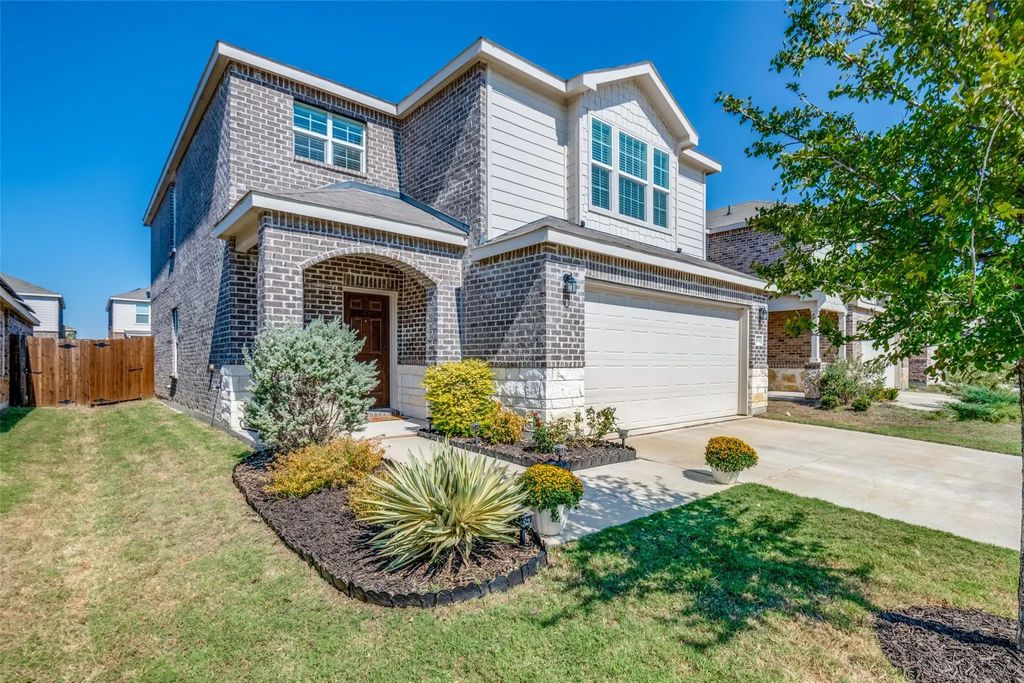 1434 Ganado Drive, Forney