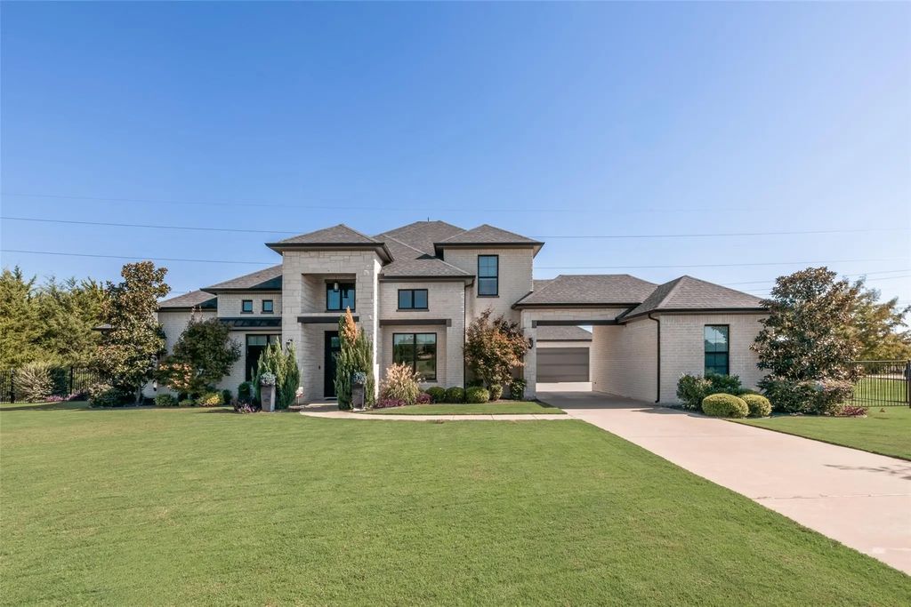 62 Windsor Drive, McLendon Chisholm
