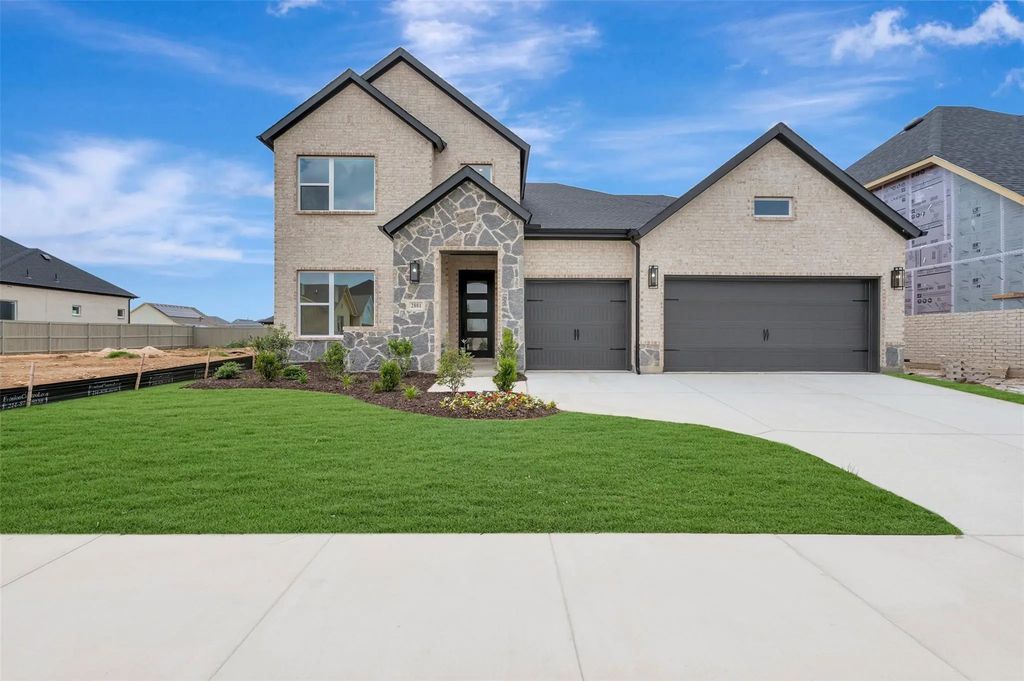 2801 Half Moon Way, Northlake