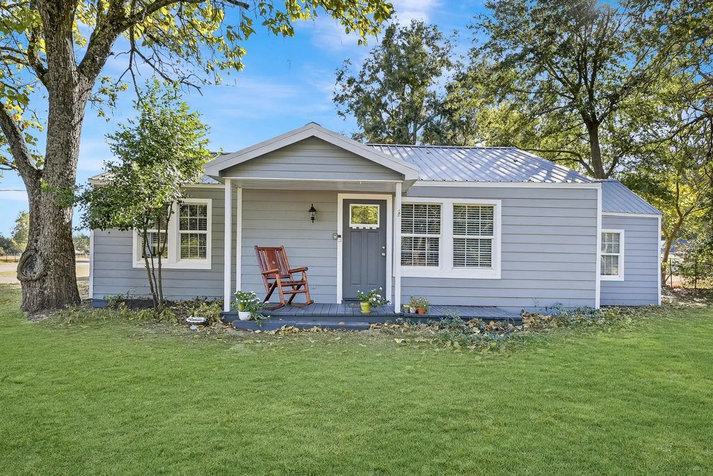 308 Jeannine Street, Winnsboro
