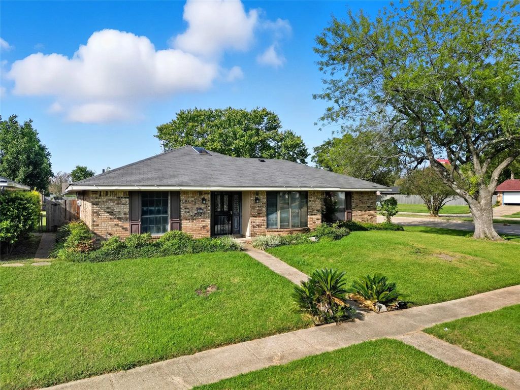 5400 Hollyhock Lane, Bossier City