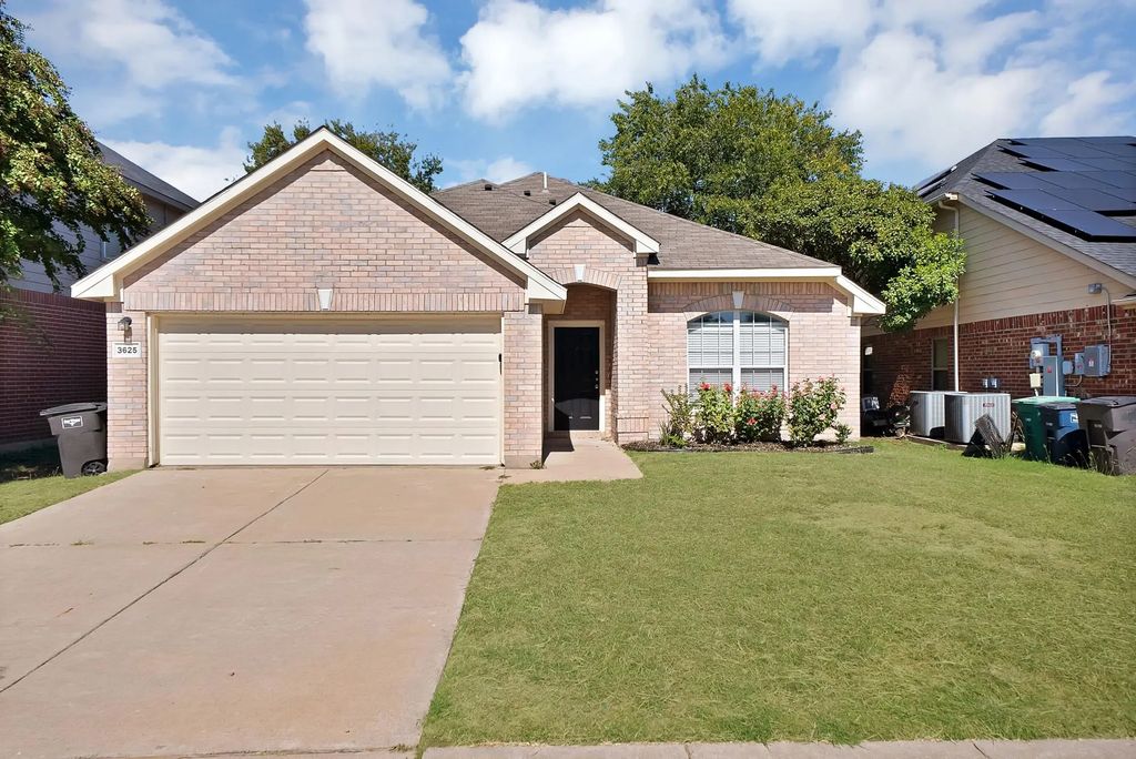 3625 Cripple Creek Trail, Fort Worth