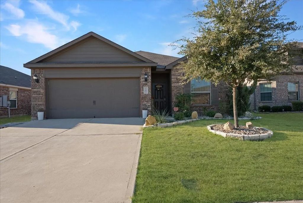 180 Kennedy Drive, Venus