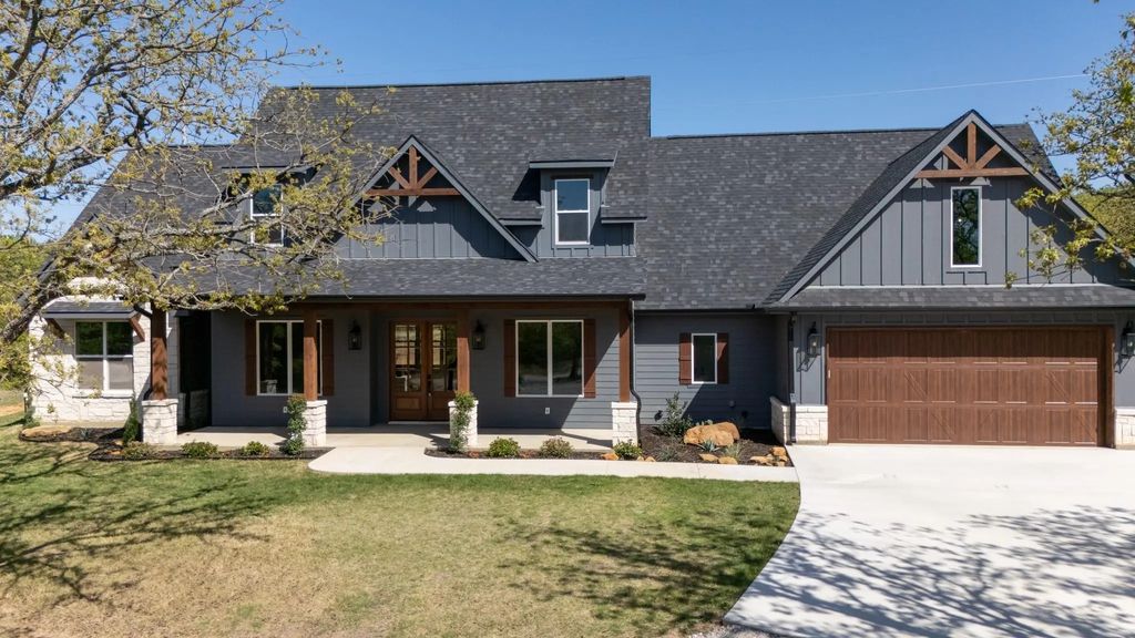 109 Post Oak Cove, Sunset