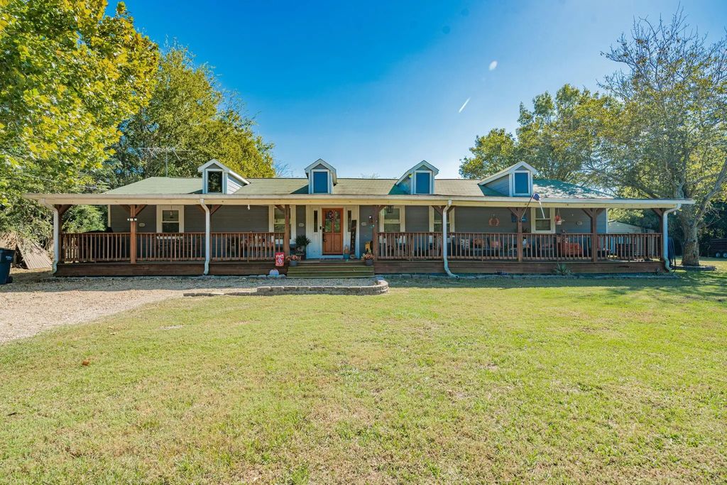 329 Vz County Road 3810, Wills Point