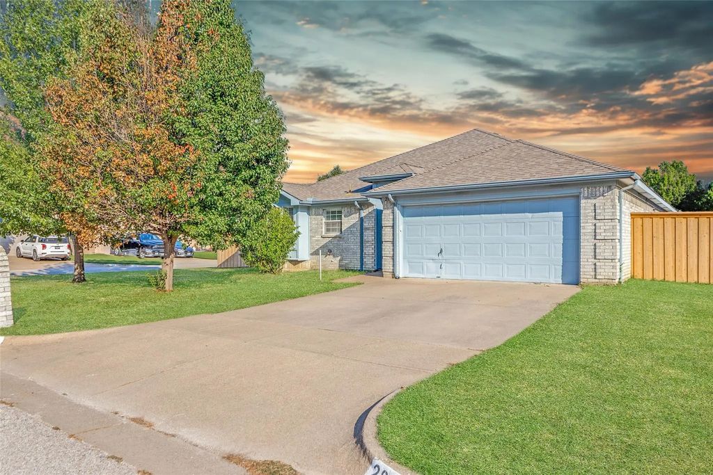 2811 Monthaven Drive, Arlington