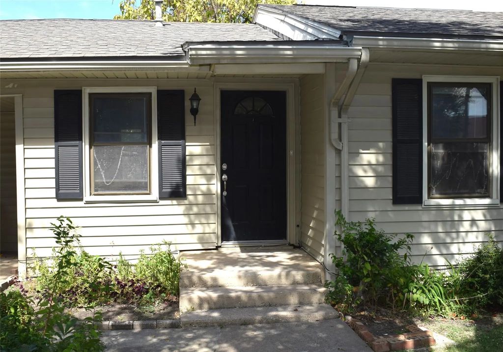 400 Kaye Street, Coppell