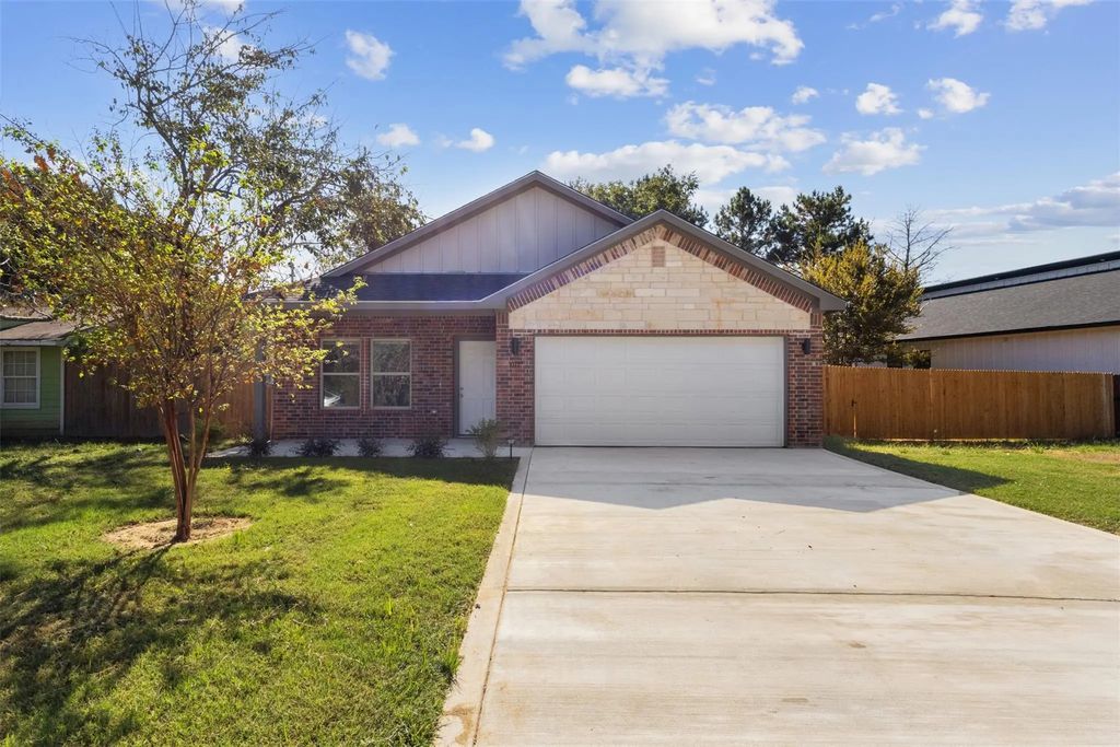 1011 Maloma Court, Tool