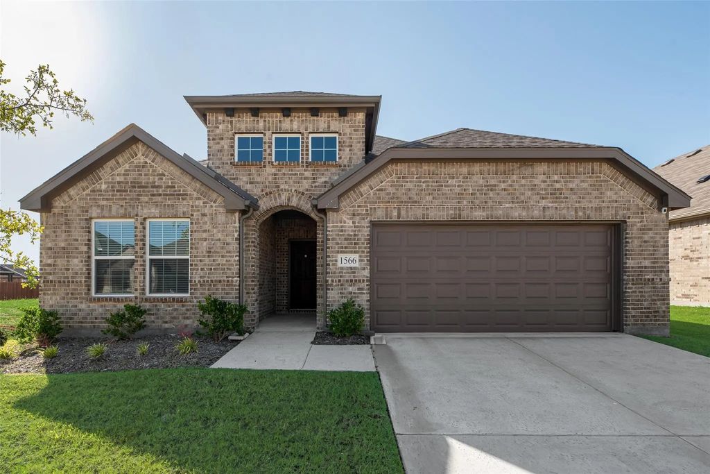 1566 Gentle Night Drive, Forney