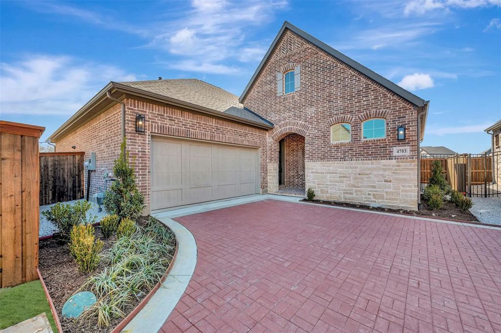 4703 Boyds Branch Drive, Arlington