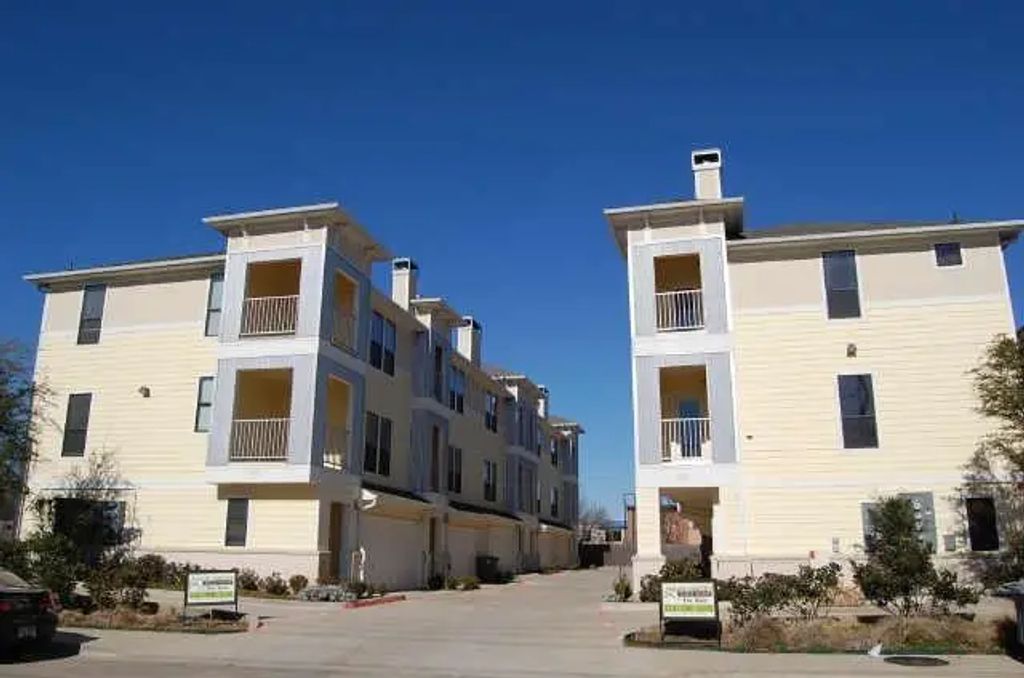 2403 Stutz Drive A1, Dallas