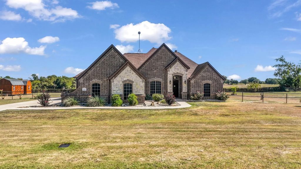 136 Spring Meadow Drive, Springtown