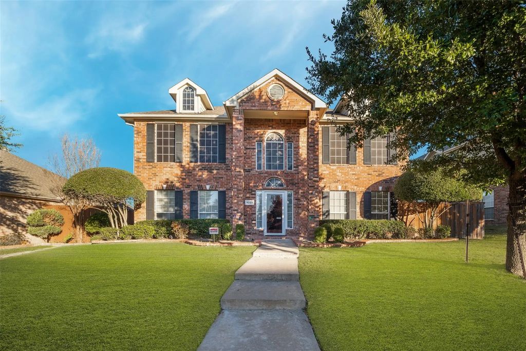 8228 Novaro Drive, Plano