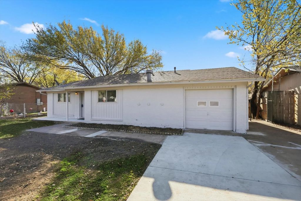 5620 Shipp Drive, Watauga
