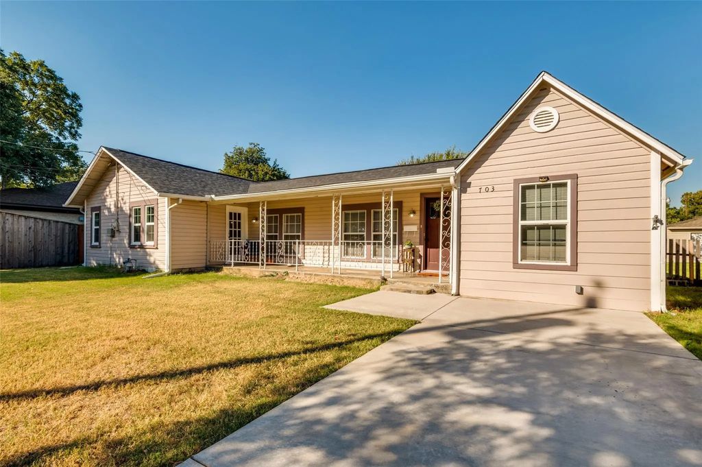 703 S Delaware Street, Irving