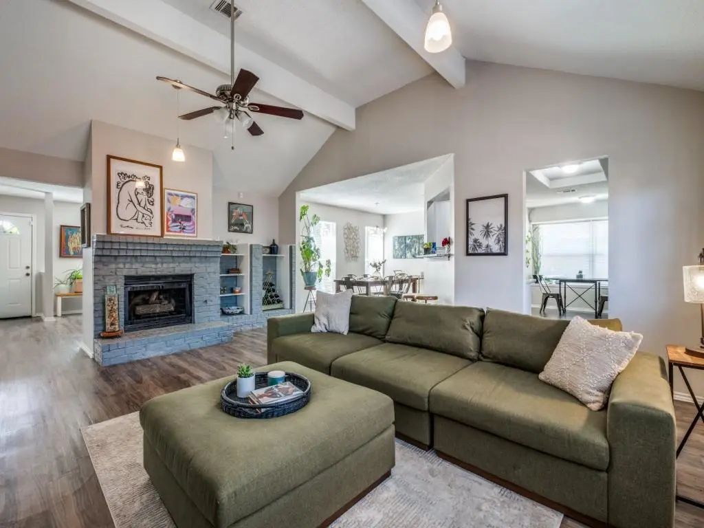 5723 Russcrest Drive, Dallas