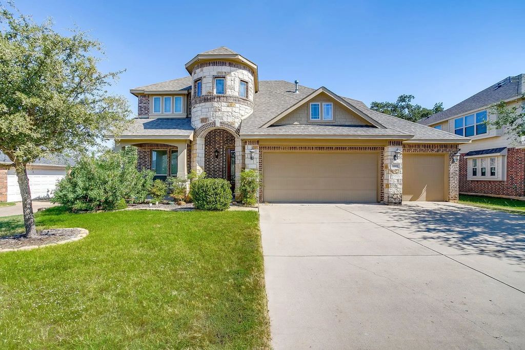 1109 Garden Ridge Drive, Burleson