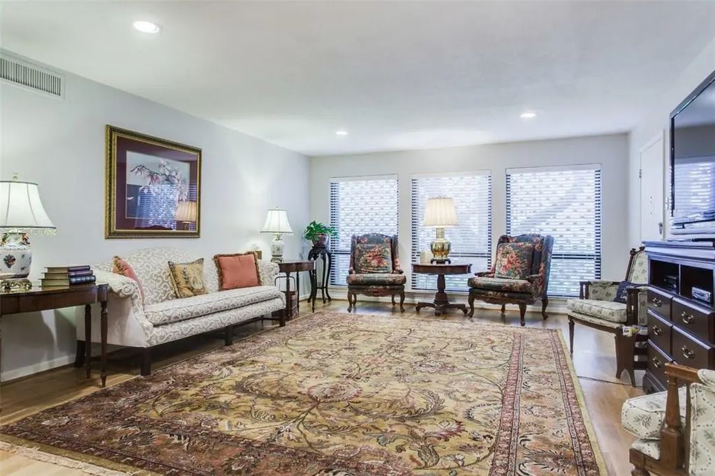 6357 Diamond Head Circle B, Dallas