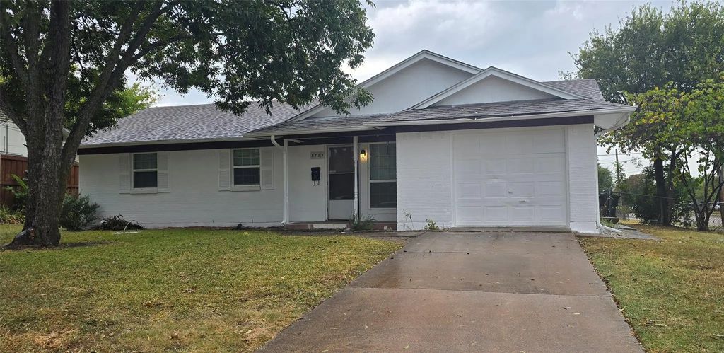 1729 Sherrye Drive, Plano