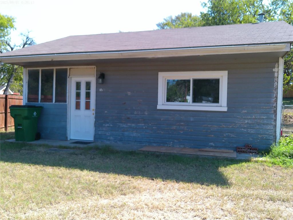 2264 Fritz Allen Street, Sansom Park