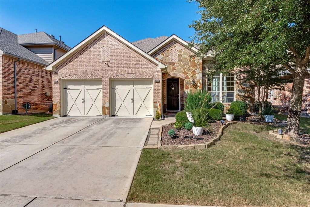 8205 Bayberry Avenue, Lantana