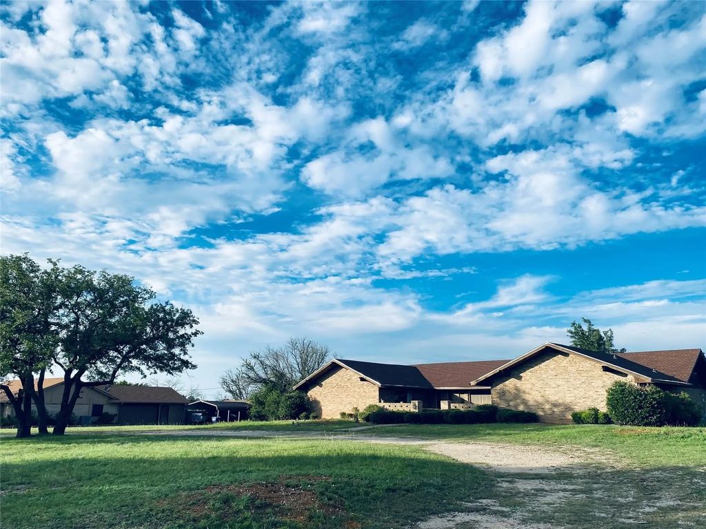 310 Lori Lane, Brownwood