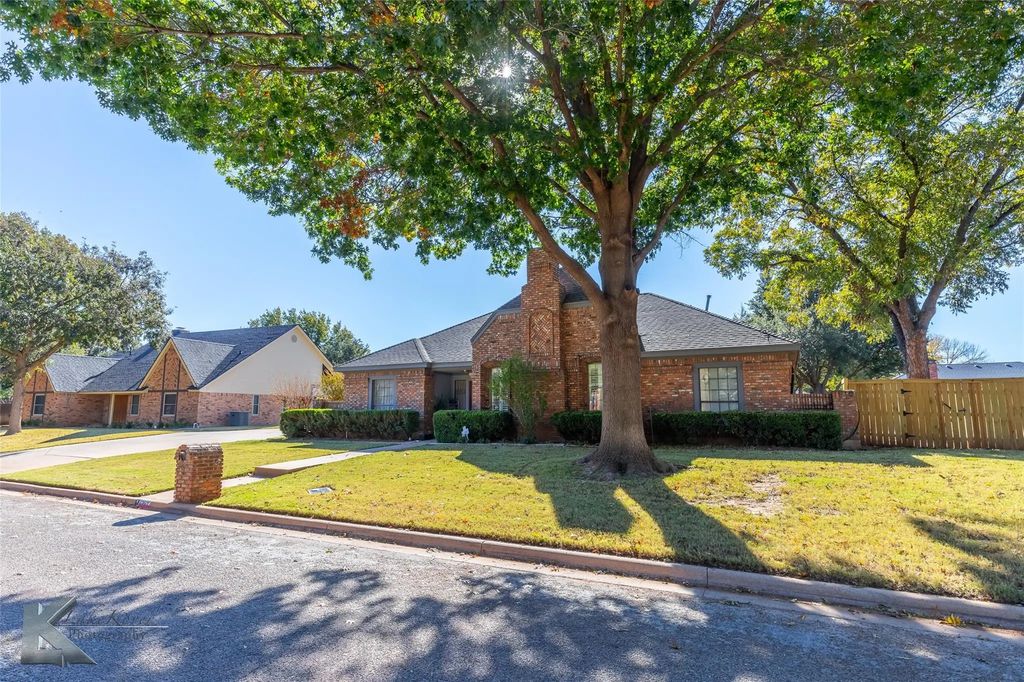 2509 Meadow Lake Drive, Abilene
