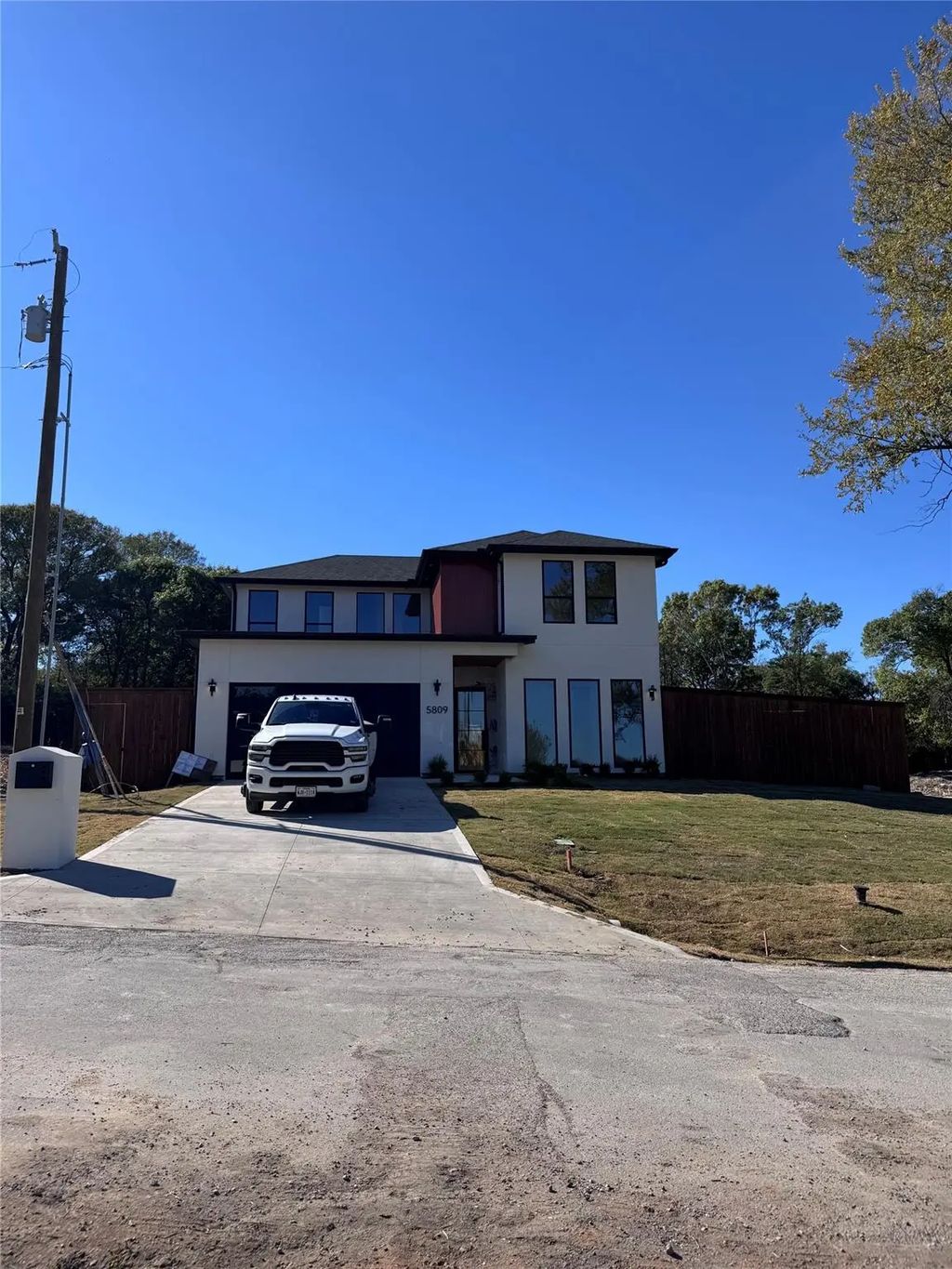 5809 Plum Dale Road, Dallas